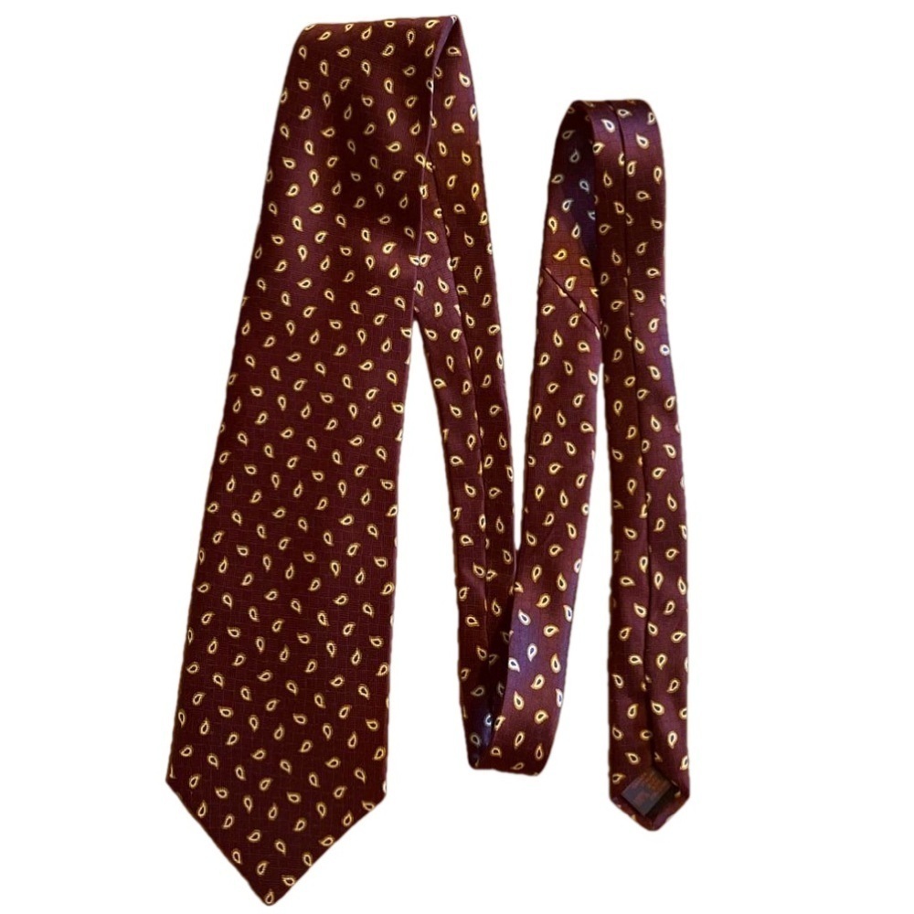 CHAPS Ralph Lauren Italian Silk Burgundy Paisley Tie – 60” x 4” (3/$25)